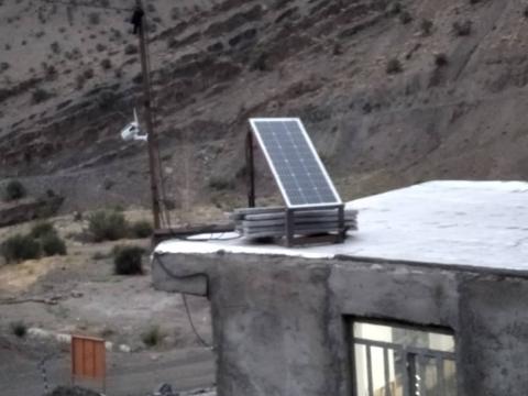 روشنایی اتاق نگهبانی به همراه دوربین