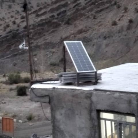 روشنایی اتاق نگهبانی به همراه دوربین